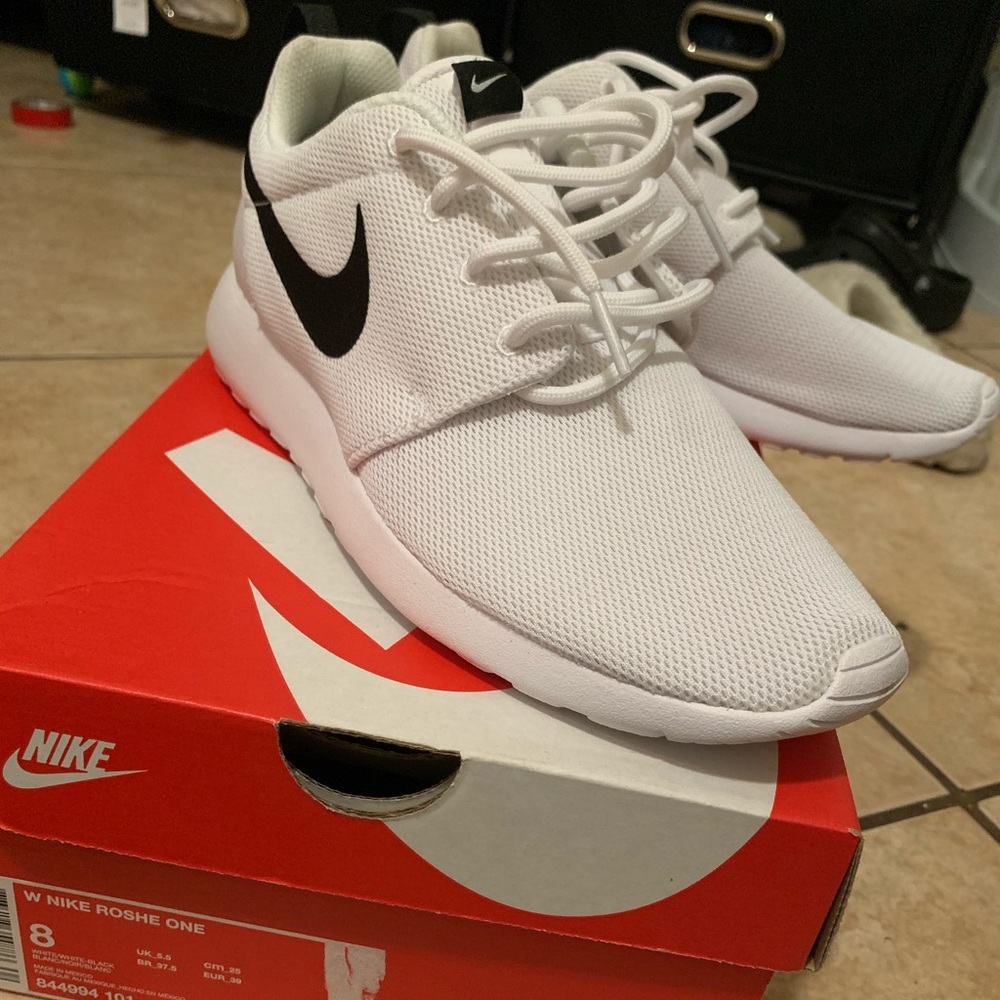 nike rosie one